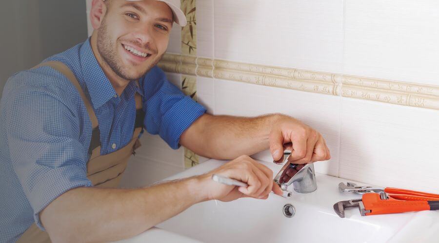 Handle or spout repair in Bonnerdale, AR
